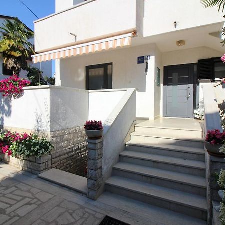 פורץ Apartments Sabina מראה חיצוני תמונה
