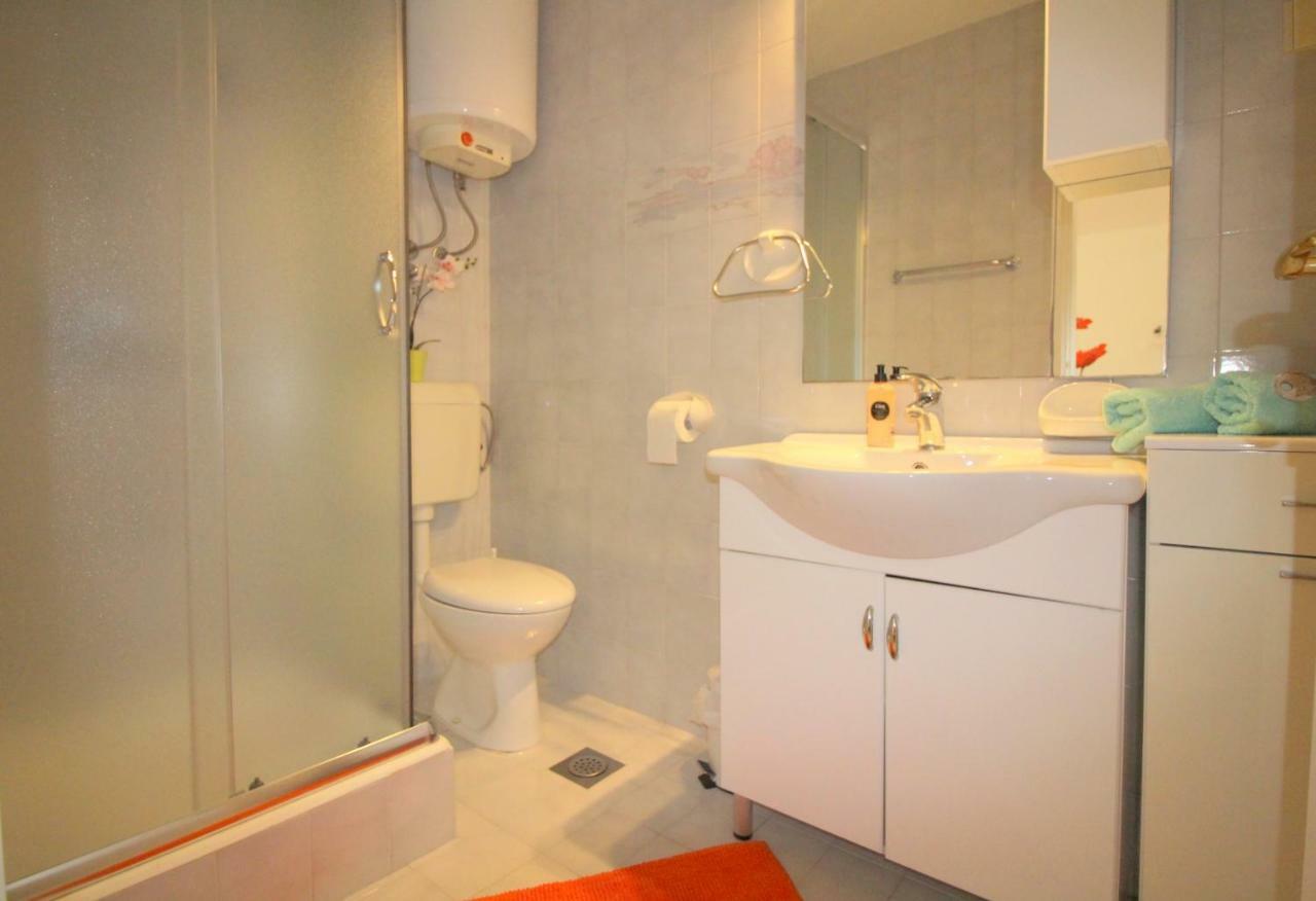 פורץ Apartments Sabina מראה חיצוני תמונה
