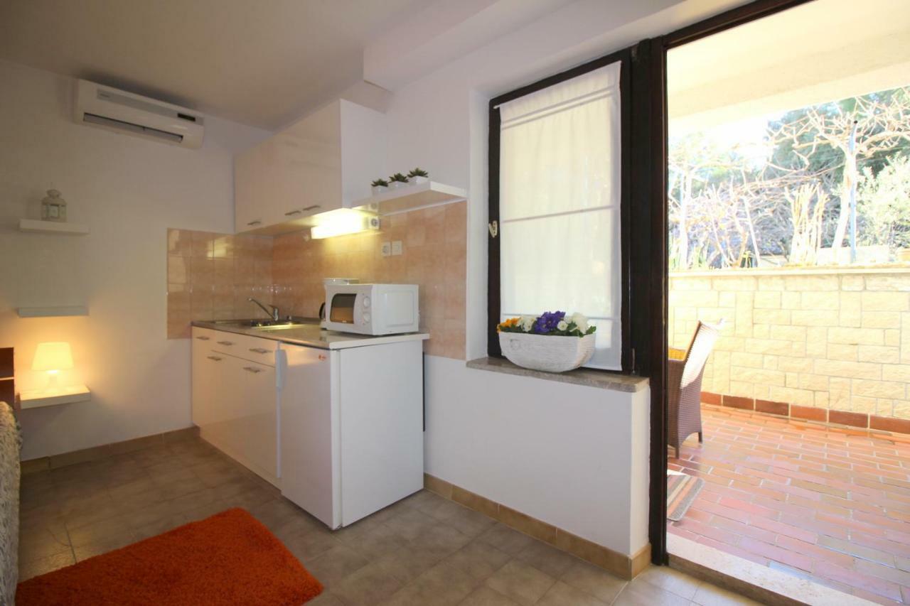 פורץ Apartments Sabina מראה חיצוני תמונה
