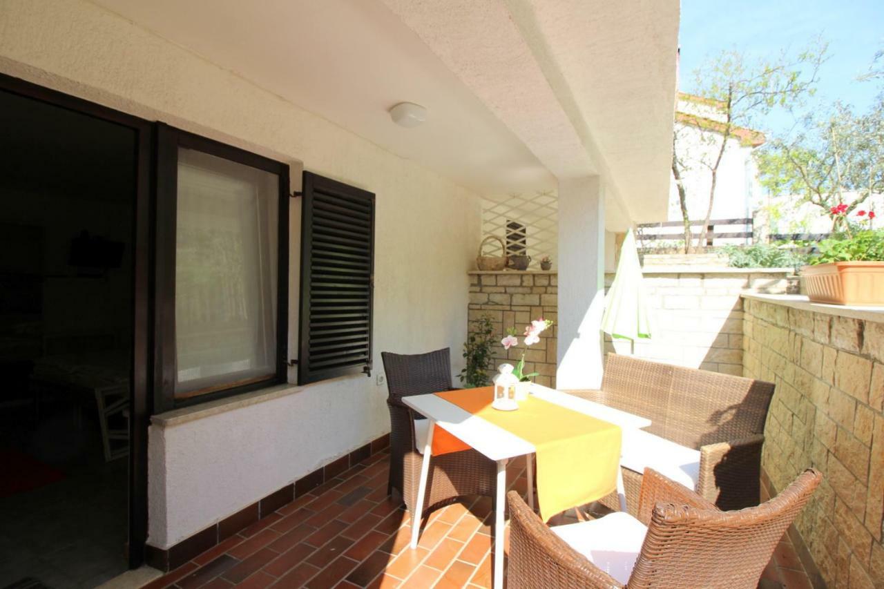 פורץ Apartments Sabina מראה חיצוני תמונה