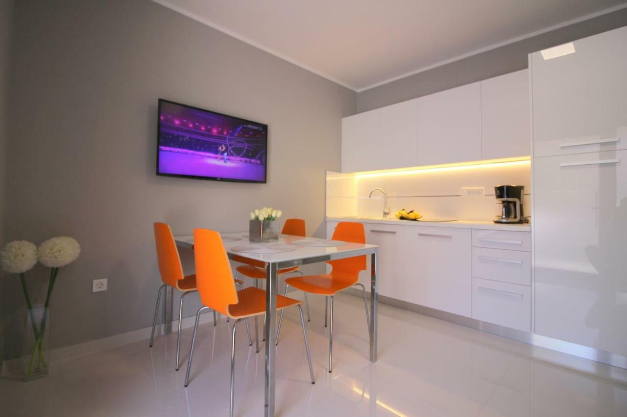 פורץ Apartments Sabina מראה חיצוני תמונה