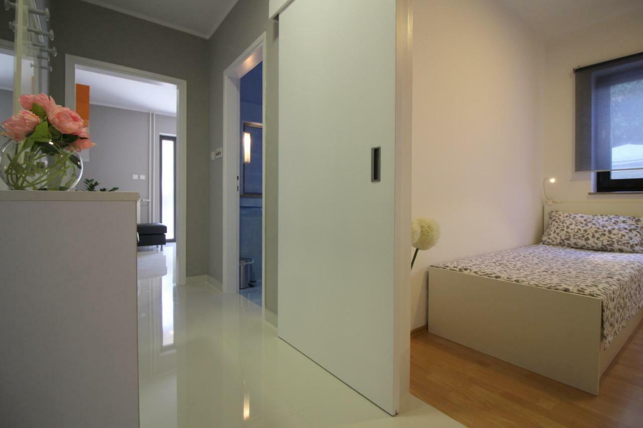פורץ Apartments Sabina מראה חיצוני תמונה