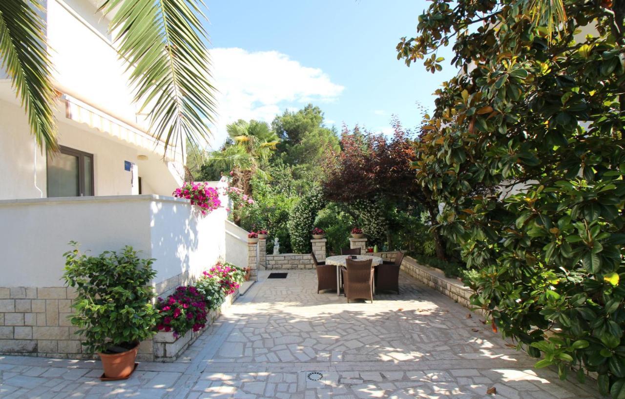 פורץ Apartments Sabina מראה חיצוני תמונה