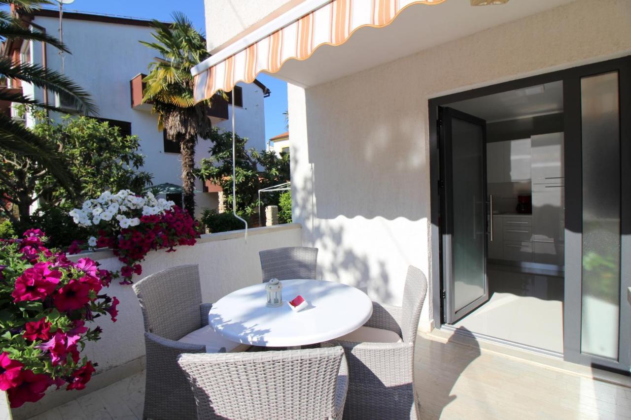 פורץ Apartments Sabina מראה חיצוני תמונה